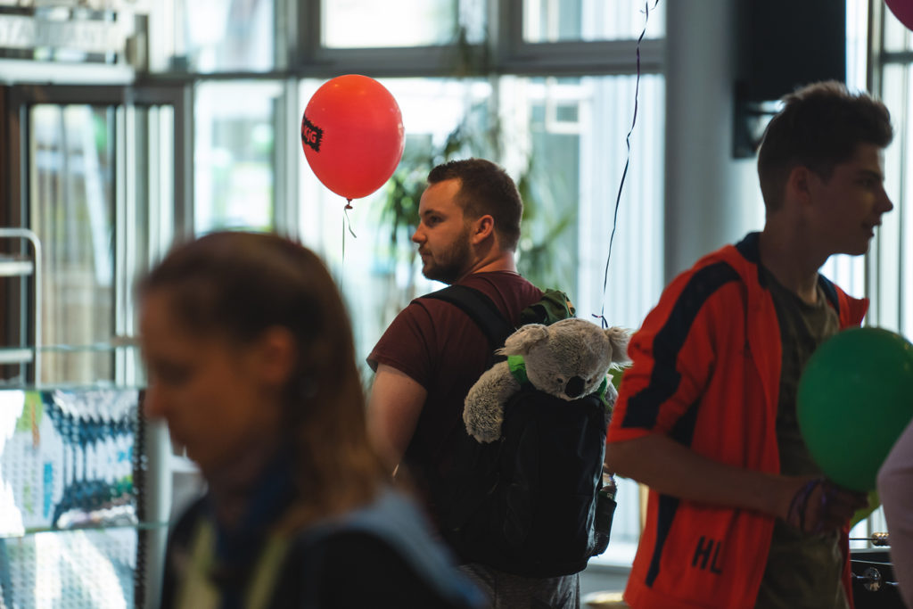 Ein Besucher auf der 72-Stunden-Abschlussparty 2019